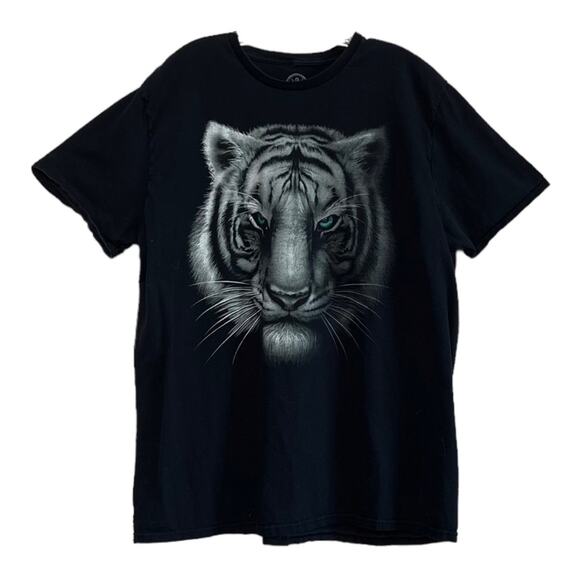 Dom Oversized White Tiger Animal Face Graphic Tee - Picture 2 of 4